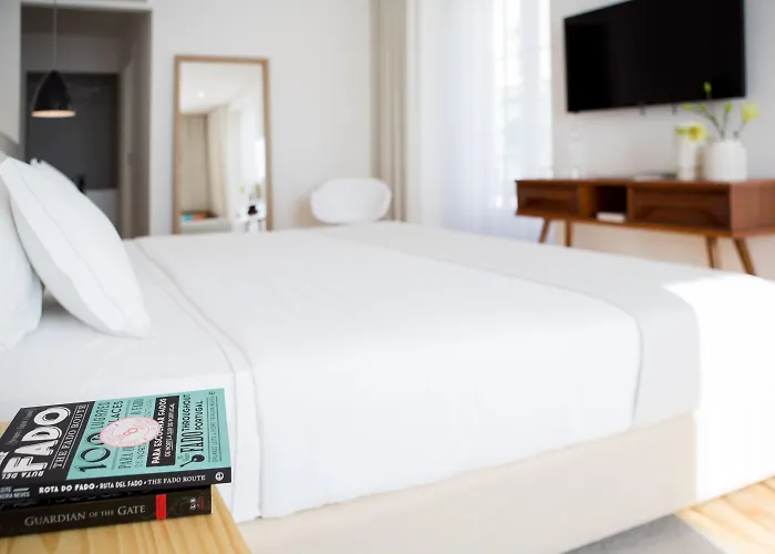 The 8 - Downtown Suites